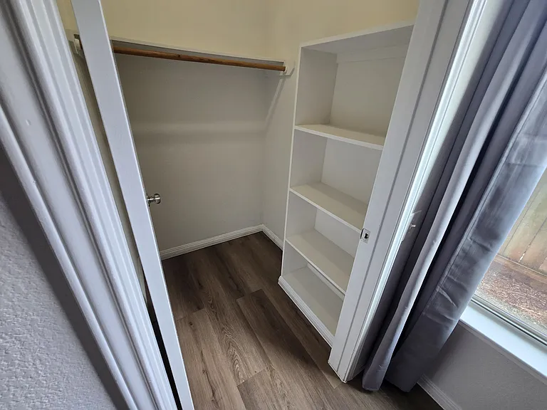 1604 Singleton Ave #A — Photo 15