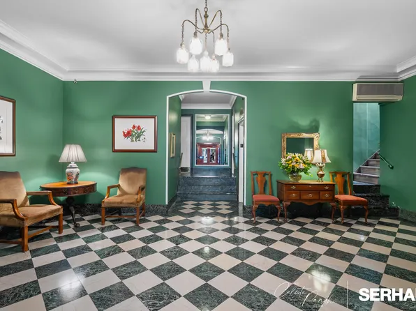 179 East 79th Street image 21 of 24