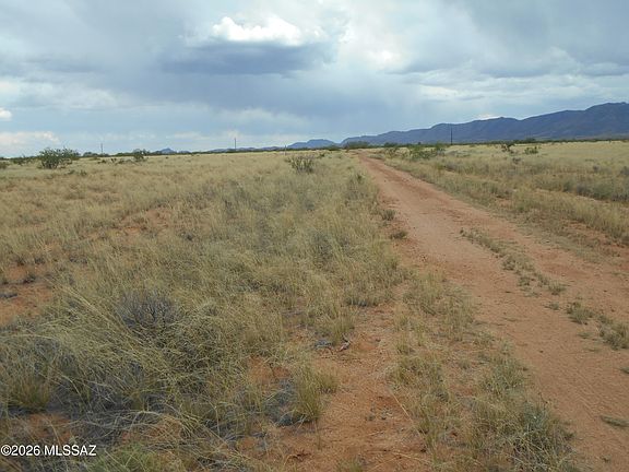 4th image of W Treasure Rd #7