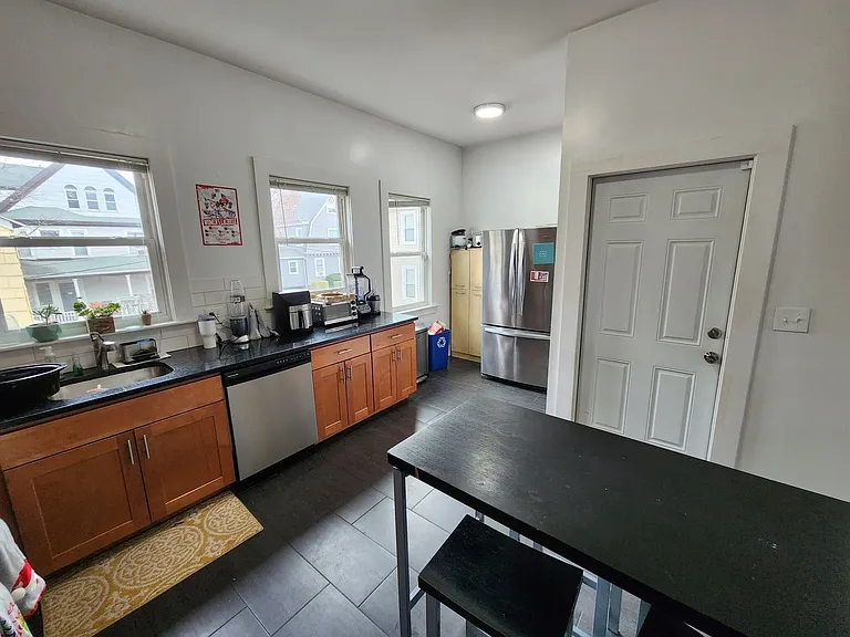 11 Wadsworth St #3V — Photo 6