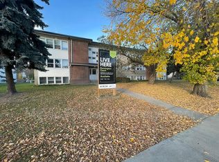 11810 129th St NW, Edmonton, AB T5L 1G4
