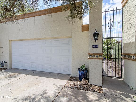 3rd image of 6932 S Placita Colotlan