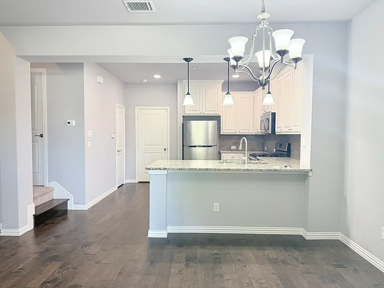 4225 Blackjack Oak Dr — Photo 20