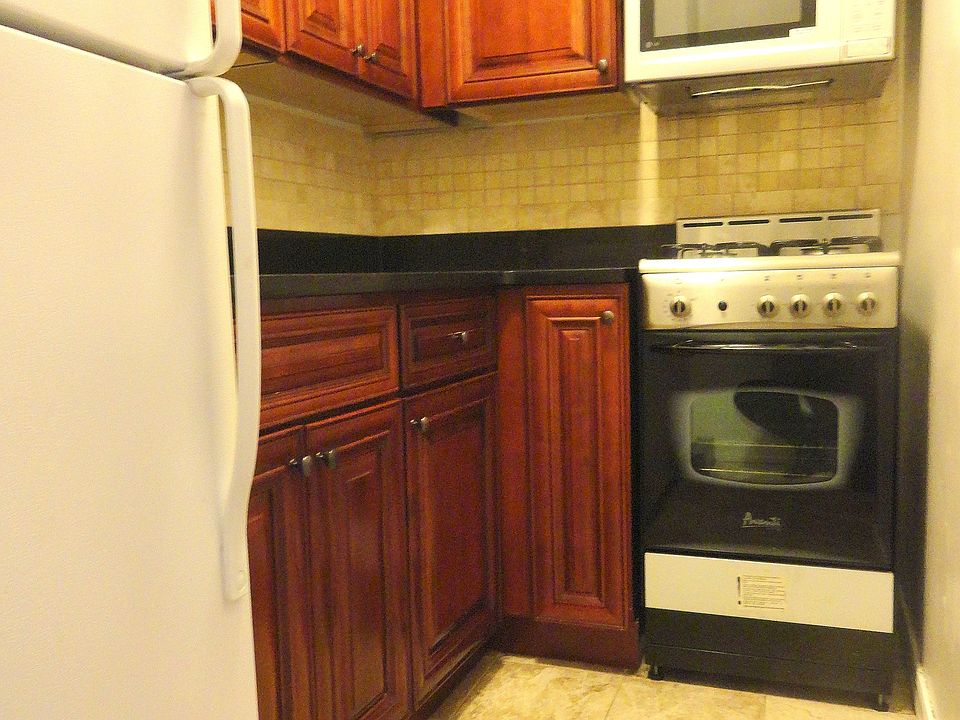 1st image of 205 W 79th St APT 4D