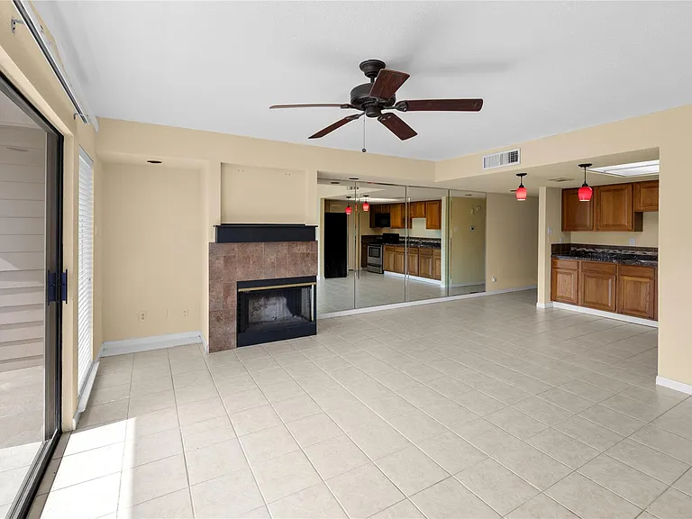 3663 Nasa Pkwy #403 — Photo 11