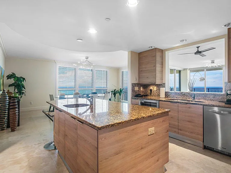 3800 N Ocean Dr #1053 — Photo 15