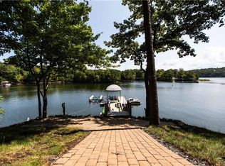 198 Stonebridge Dr, New London, NC 28127