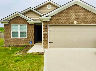 233 Oxford Cir, Richmond, KY 40475