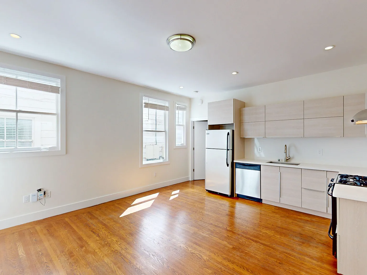 1 bed, $5,295 — Photo 2