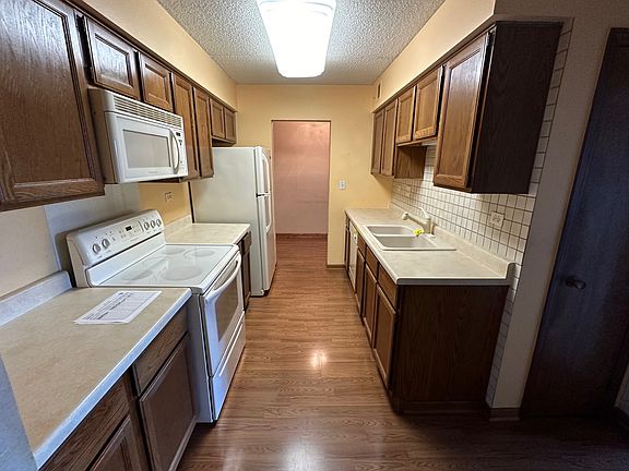 4th image of 9346 Landings Ln Unit 206