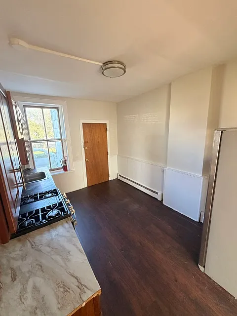 2 bed, $2,250 — Photo 3