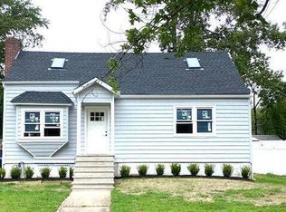 431 Redmond Ave, Oakhurst, NJ 07755