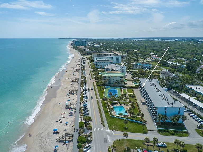 4141 Ocean Dr #402 — Photo 25