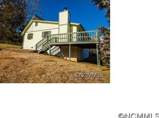 38 Mandolin Pl, Maggie Valley, NC 28751