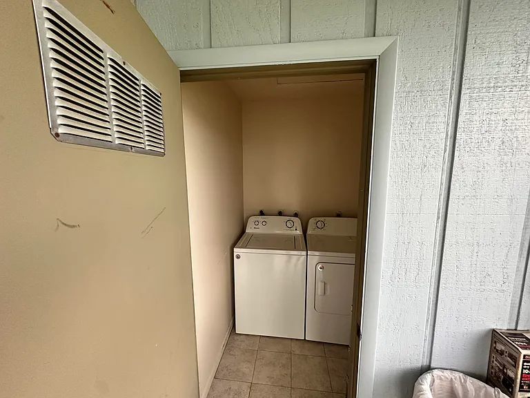 811 Flanders St #Q — Photo 25