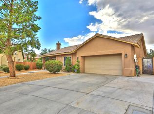 16115 Holly Ridge Ct, Victorville, CA 92395