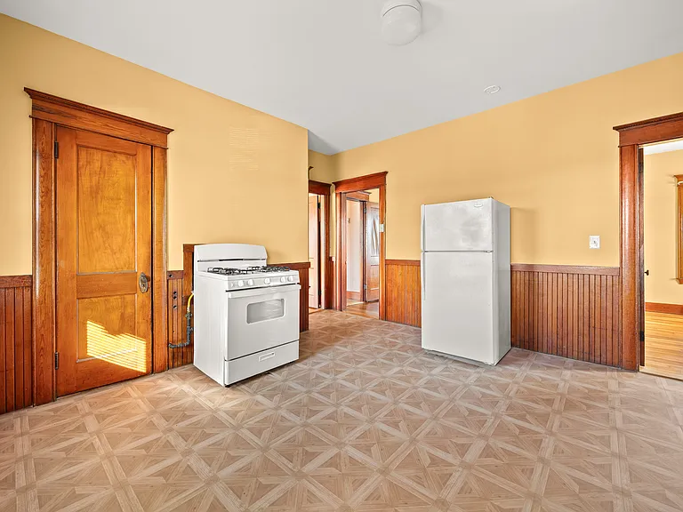 110 Whittenton St #3 — Photo 5