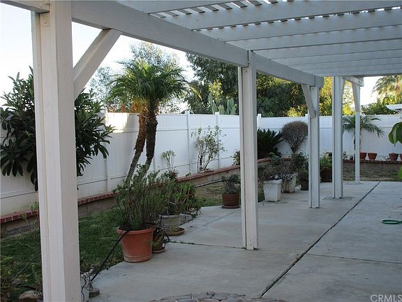 4th image of 14725 Maplewood Dr