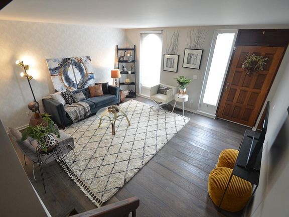 3rd image of 114 Price Ave