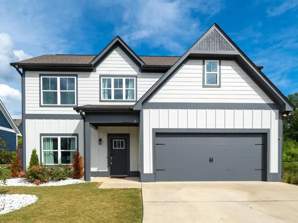 911 White Barn Cir, Helena, AL 35080