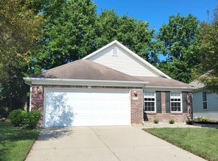 970 Lincoln Park Dr W, Greenwood, IN 46142