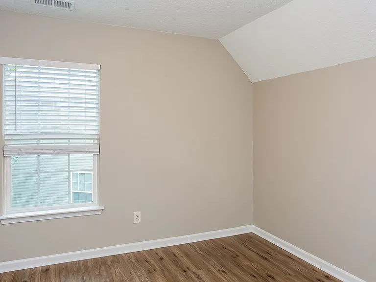 10555 Katie Creek Ct — Photo 13