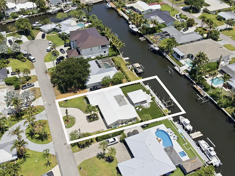 16 Leeward Cir — Photo 14