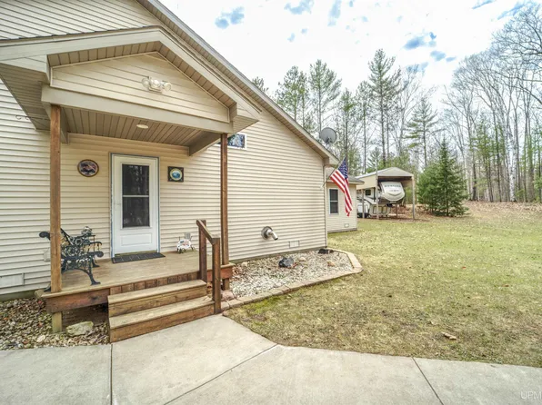 16035 36.5 Pinecrest Shr, Manistique, MI 49854