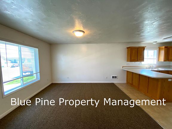 3rd image of 3144 Chasewood Dr APT 4