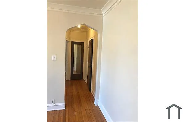 Building Photo - 7456 S Eberhart Ave #205
