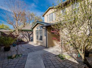 2043 5th St, Davis, CA 95618