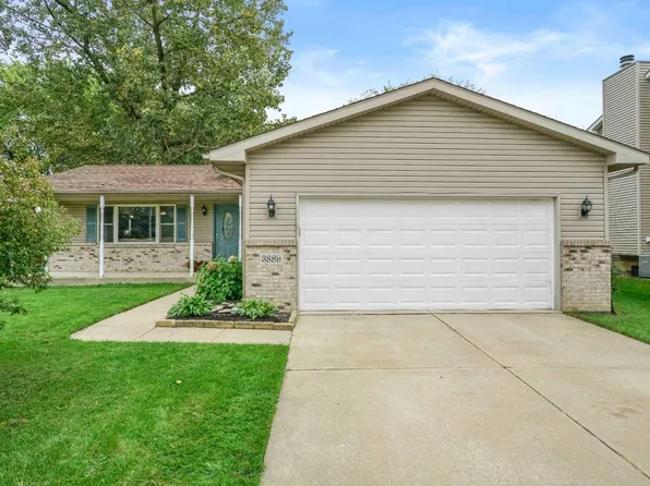 3889 Brookside Dr, Crown Point, IN 46307