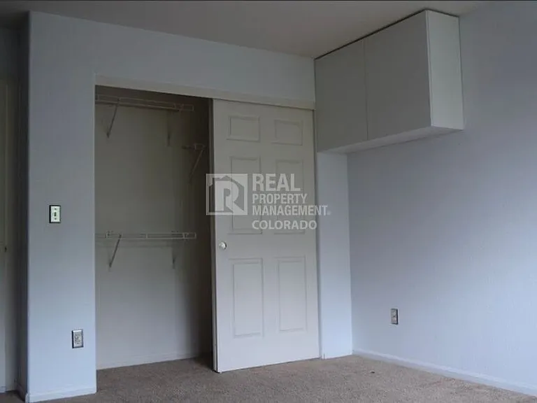1844 Powell St — Photo 19