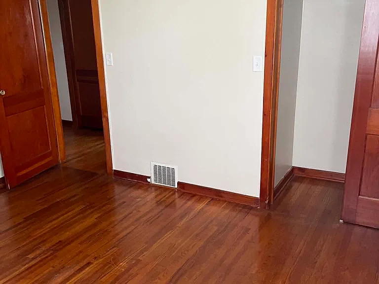 407 E Exchange St #A — Photo 18