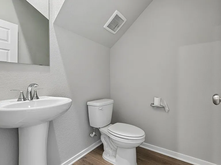 4215 Pine Springs Ct — Photo 29