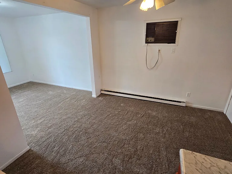 785 Groveland Pl #WILLIES1ST — Photo 12