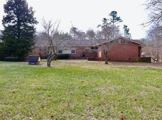 1908 Henry Rd, Graham, NC 27253