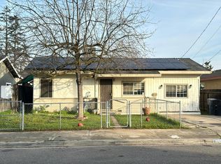 1150 Allen St, Oakdale, CA 95361