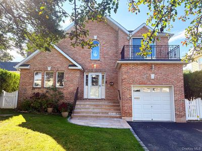 17 Highland Terrace, Manhasset, NY, 11030