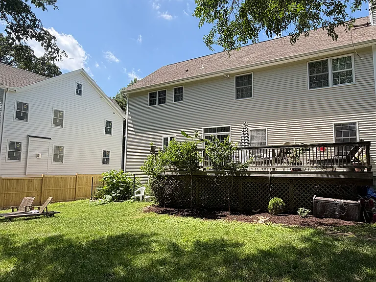 Bauer Place Ext — Photo 29