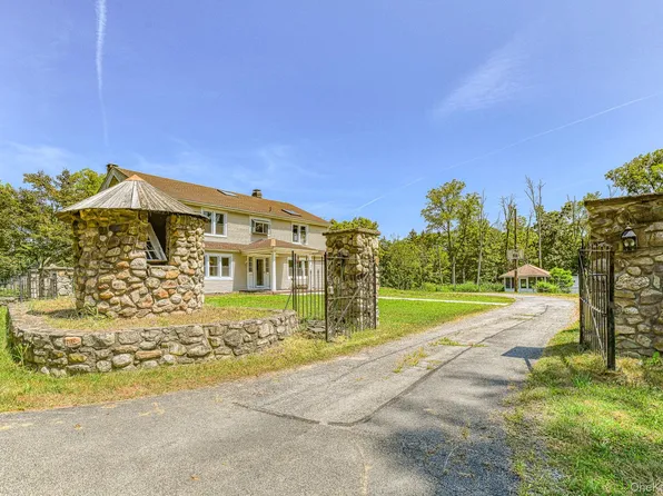 358 Bull Mill Road, Chester, NY 10918