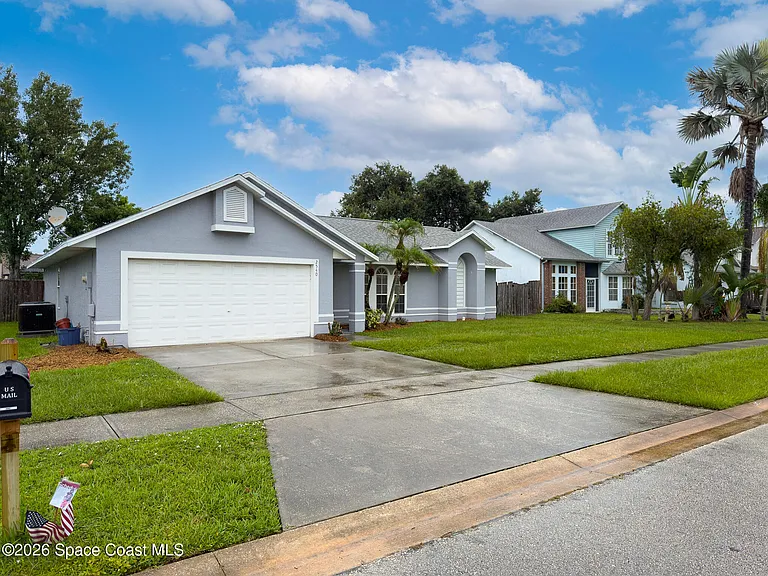 2540 Wild Wood Dr — Photo 2