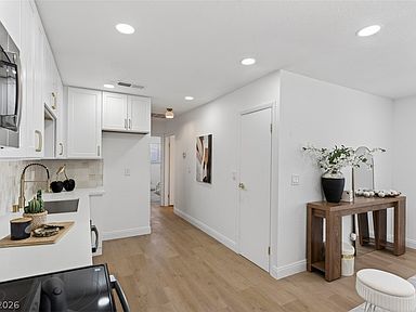 1339 Elizabeth Ave Unit 4, Paradise Town, NV 89119, photo 3