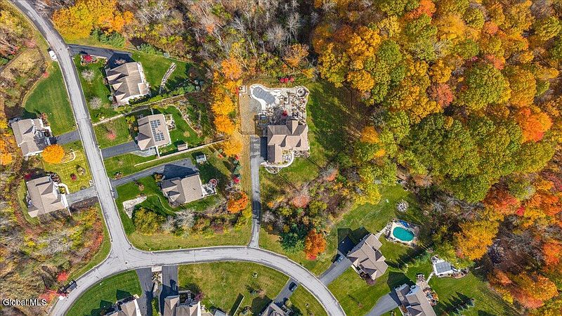 3rd image of 54 Walden Circle