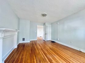 179 Bradley Street
