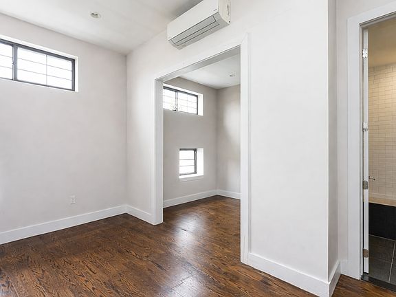 4th image of 38 Palmetto St #4B