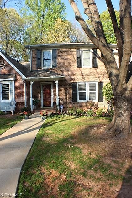 1st image of 18 Brandy Ct