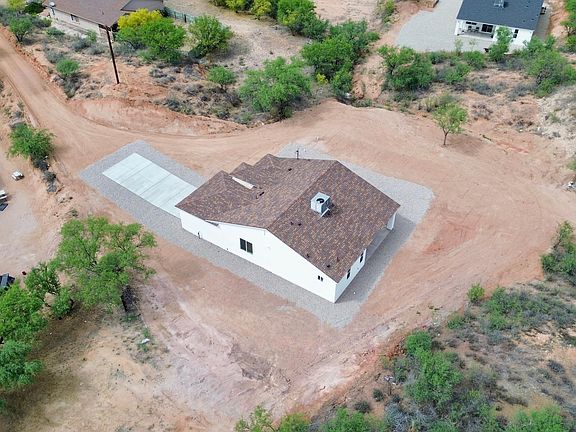 4th image of 897 Paseo Comanche