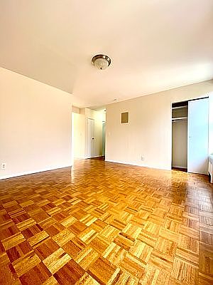 3rd image of 528 E 79th St APT 6A