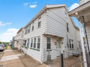 240 Chambers St, Phillipsburg, NJ 08865
